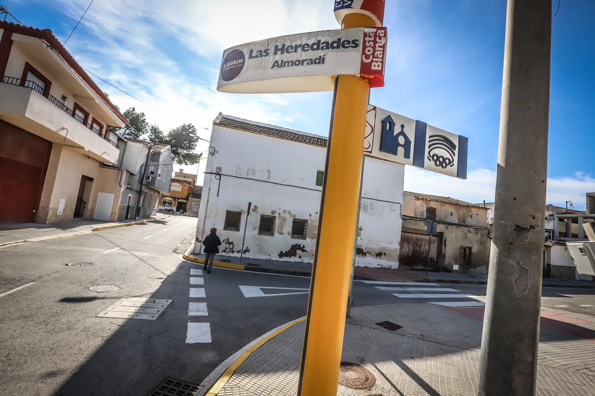Acceso a Heredades desde Almoradí