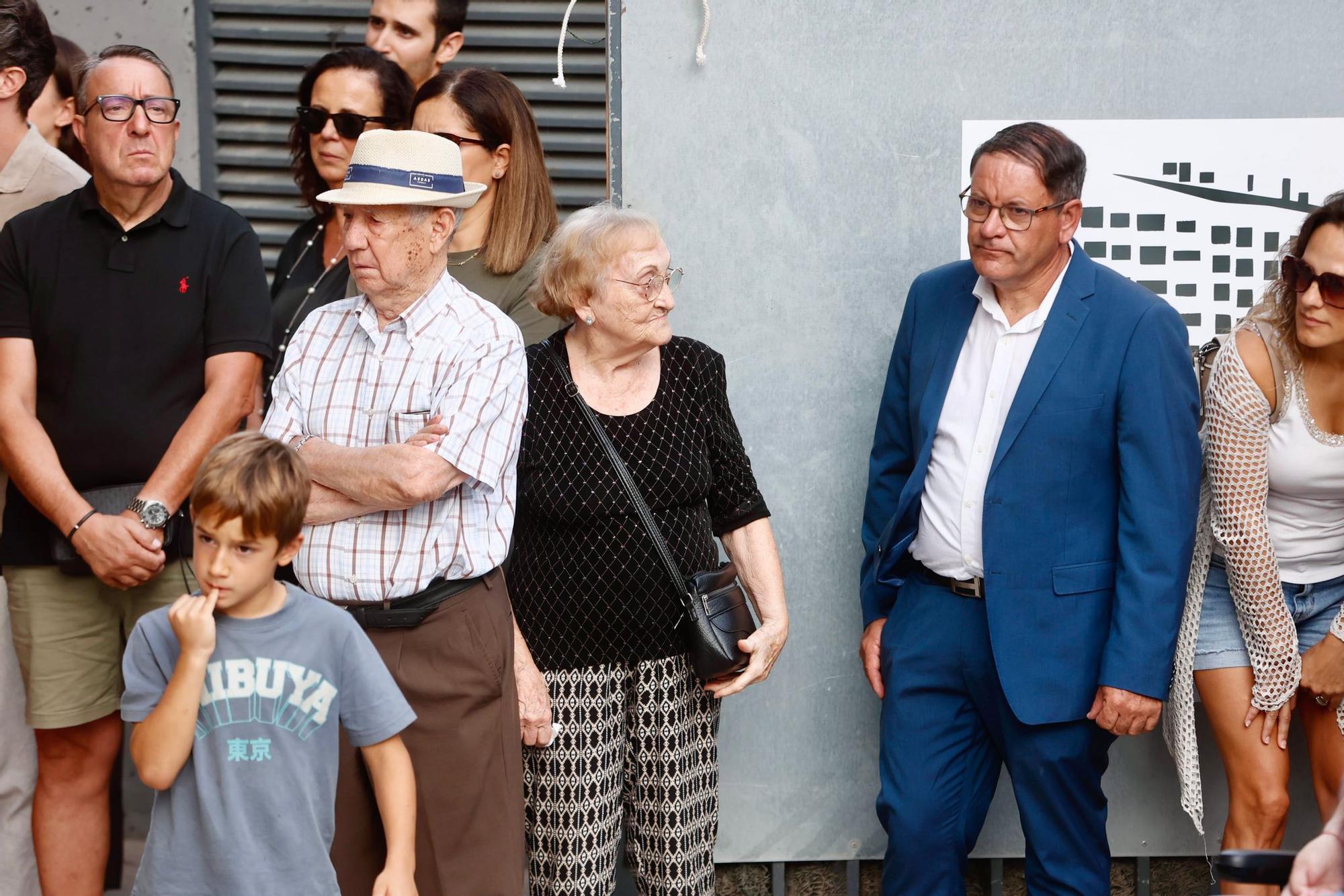 Primera piedra del edificio de Campanar
