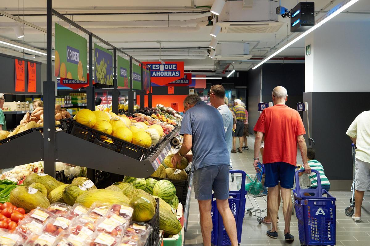El horario de este nuevo establecimiento en Marbella de la cadena Aldi es de 9.00 a 21.00 horas, de lunes a sábado.