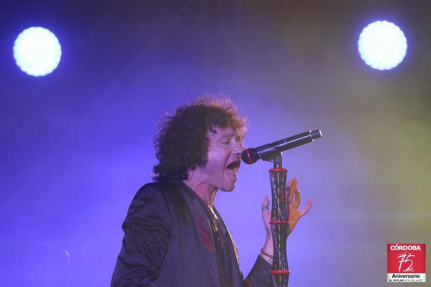 FOTOGALERÍA / Concierto de Enrique Bunbury en el Festival de la Guitarra