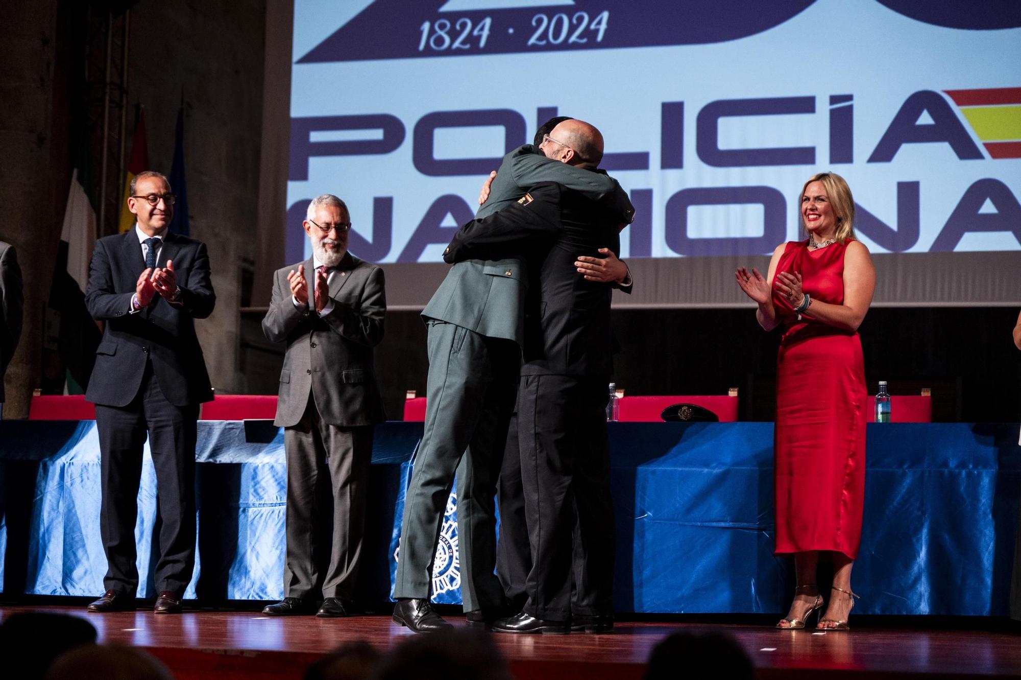 FOTOGALERÍA | Las imagénes de la celebración del patrón de la Policía Nacional en Cáceres