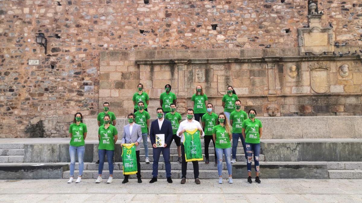 El Alter Enersun Al-Qázeres se presenta en sociedad con renovadas ilusiones