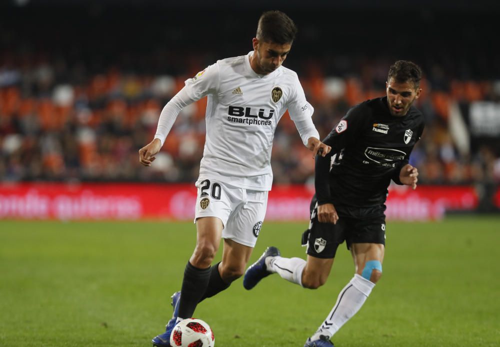 Valencia CF - SD Ebro, en imágenes