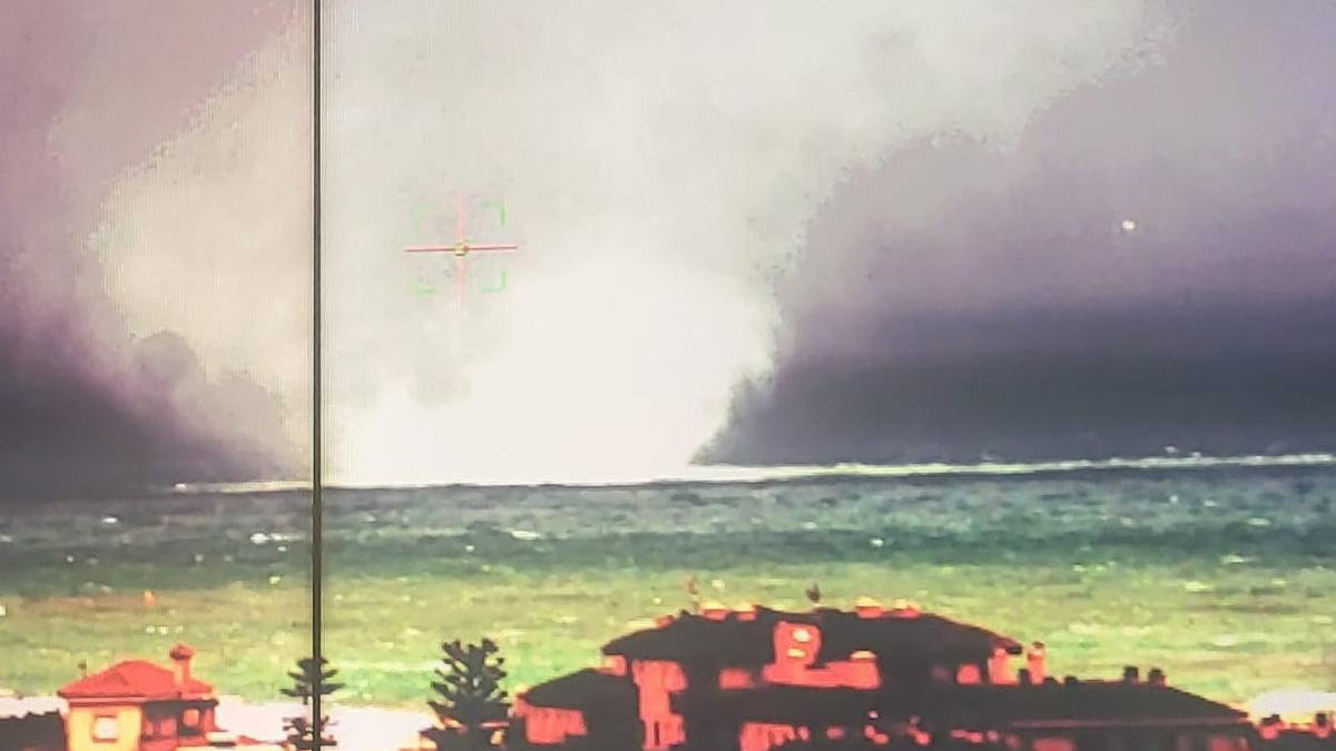 La manga marina en Rota este lunes.