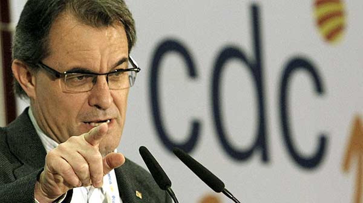 El president compara les causes judicials que afecten la família de l’expresident Pujol amb els afusellaments del franquisme.