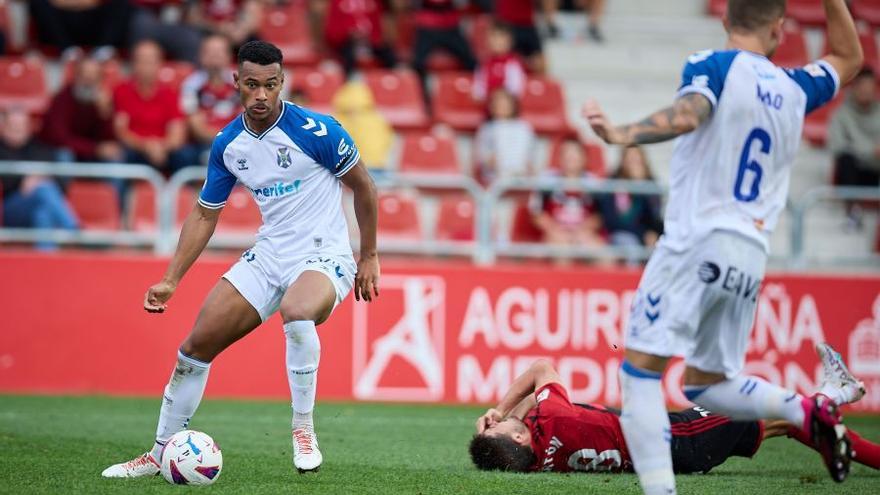 Loïc Williams, ante el Mirandés.