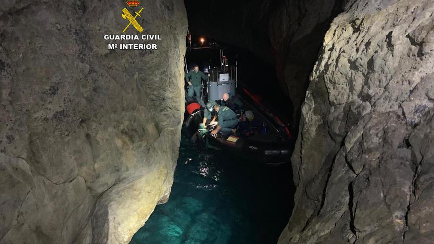 El equipo de rescate de la Guardia Civil en el torrent de na Mora de SÃ³ller.