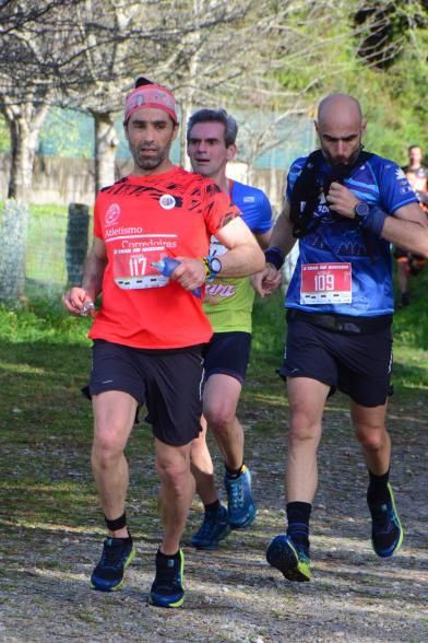 Tres corredores en un momento de la prueba. | // GONZALO NÚÑEZ