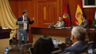 IU pone el foco en el "lamentable estado de la ciudad" y señala la "corrupción" del mandato