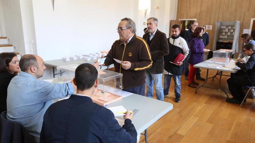 Elecciones generales en Córdoba: una jornada electoral tranquila con una muerta muy viva