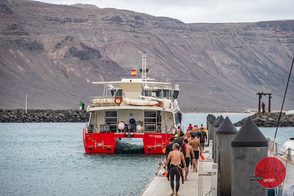 Etapa La Graciosa-Famara de la vuelta a nado por etapas de Lanzarote (2020)