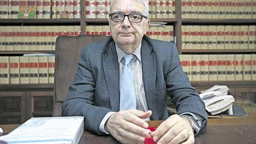 Gabriel Garcías preside la Academia de Jurisprudencia.