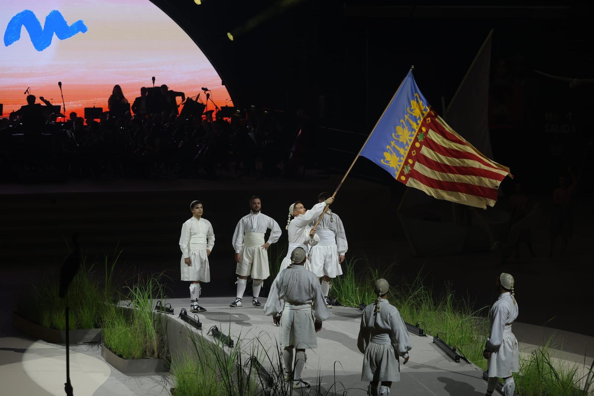 Todas las fotos de la gala de elección de candidatas a fallera mayor de València 2026