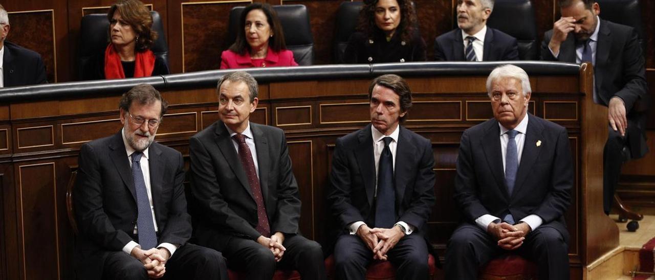 Rajoy, Zapatero, Aznar i González l'any 2018 al Congrés dels Diputats en l'acte del 40è aniversari de la Constitució.