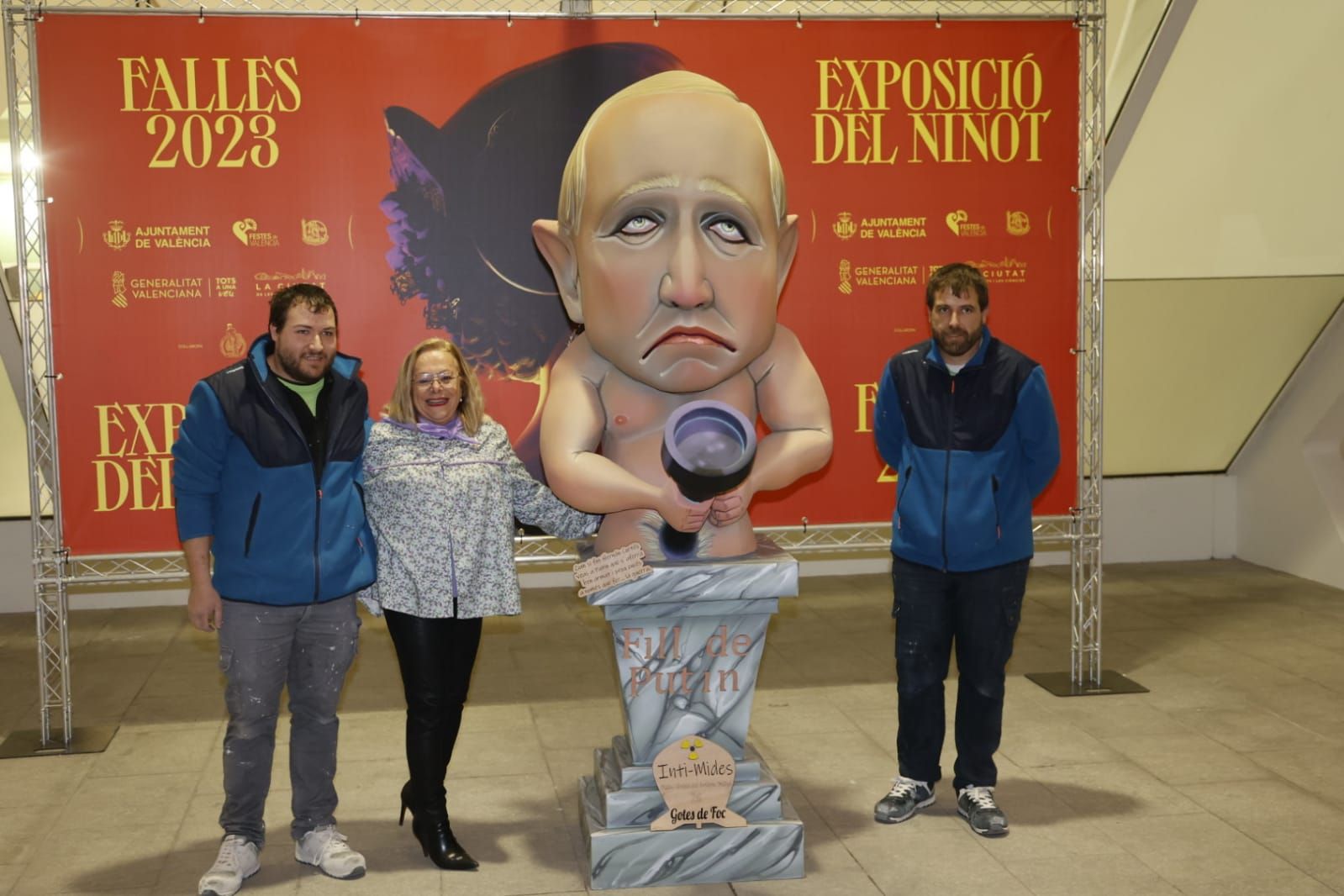 Fallas 2023 | Entrega de Ninots a la Exposición (sesión lunes por la tarde)