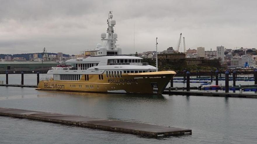 Un yate de &quot;oro&quot;, en A Coruña.