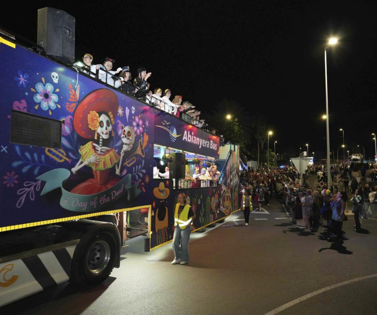 Una pasada edición de la Cabalgata de Carnaval de Mogán. |