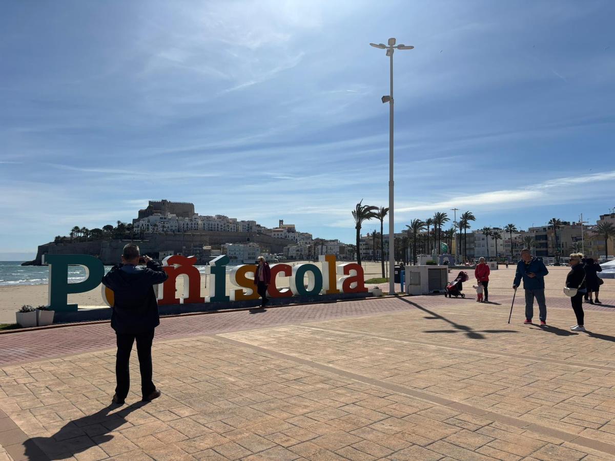 Vista de la playa de Peñíscola esta semana.