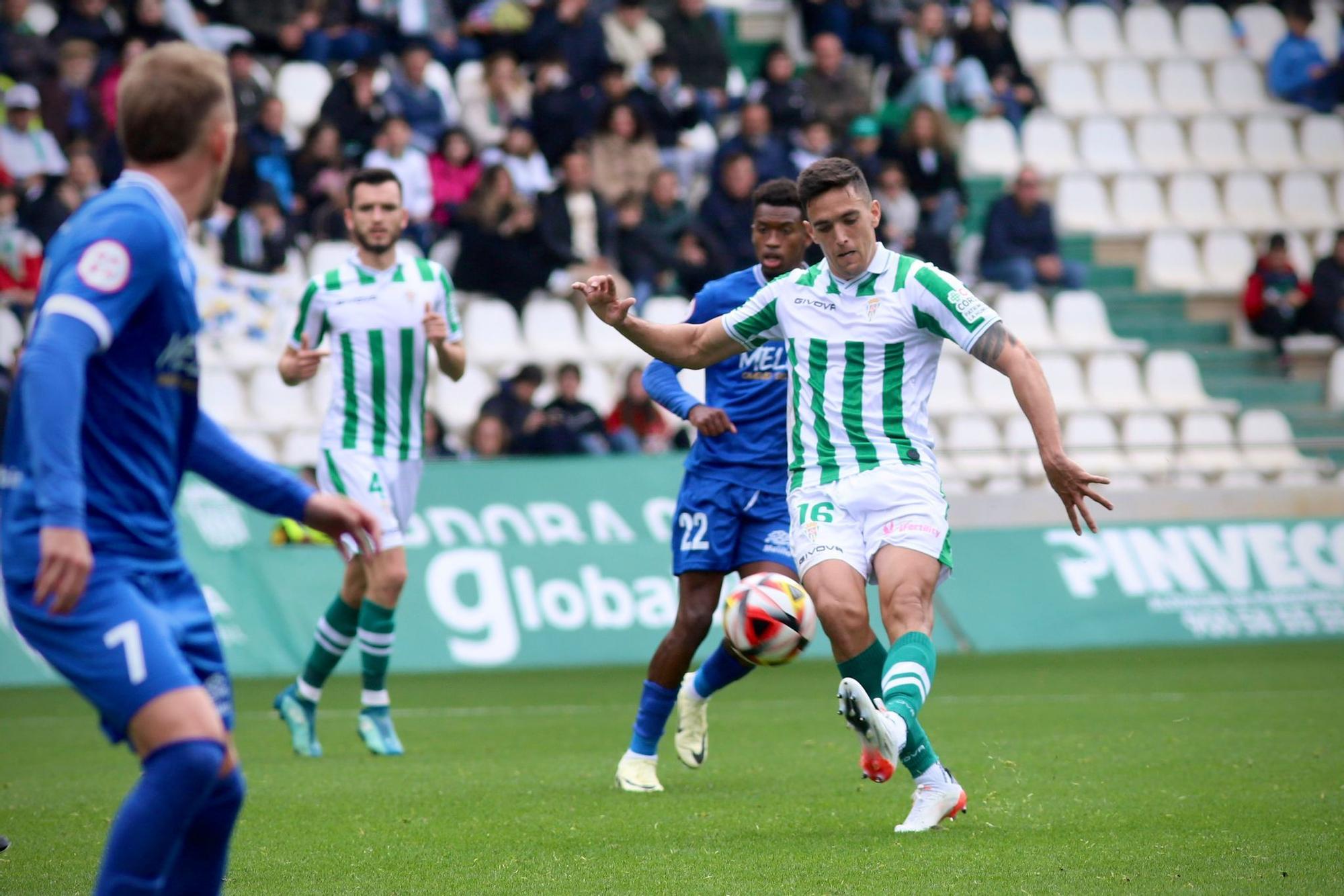 Córdoba CF-Melilla: el partido de El Arcángel en imágenes