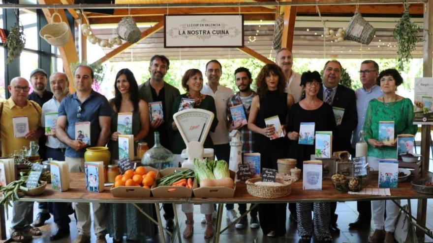 Els monuments valencians són l&#039;escenari de la nova edició de «Llegir en valencià»