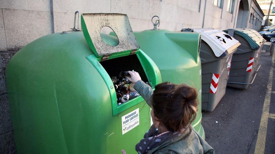 El reciclaje de vidrio en 2025 baja en casi 50.800 kilos pese al esfuerzo de los municipios más pequeños