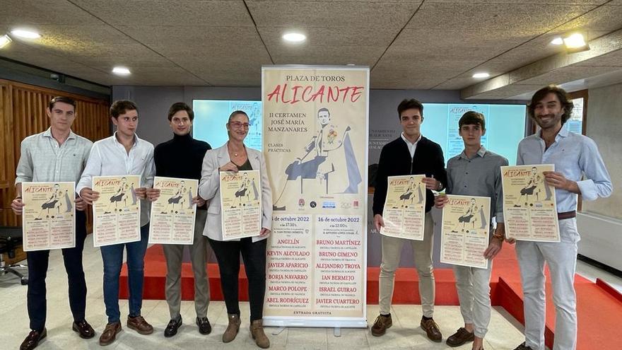 Presentación de la segunda edición del certamen José María Manzanares en el Ayuntamiento de Alicante