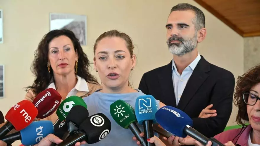 Ester Muñoz cambia su discurso sobre las pensiones: de "van a petar" a "son innegociables"