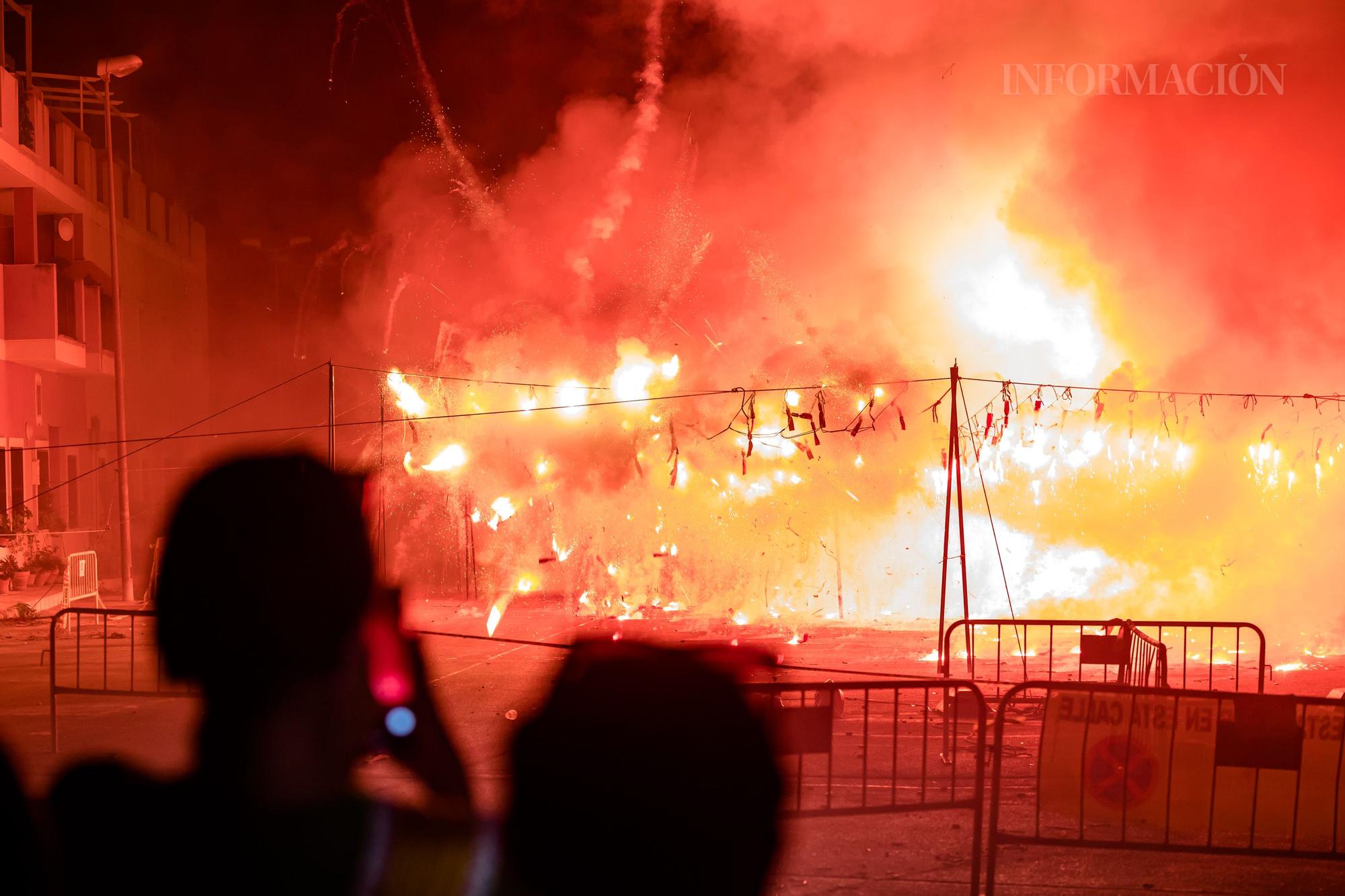 Así ha sido la Mascletà Noctura en las Fiestas de La Nucía