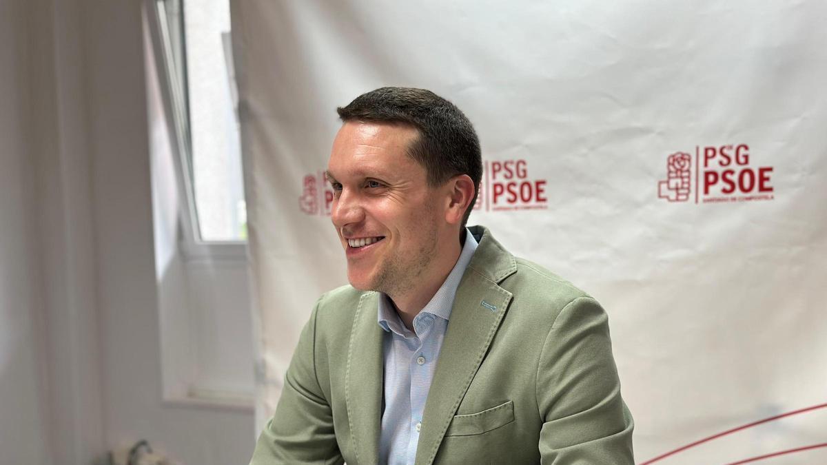 O secretario xeral do PSOE de Santiago, Aitor Bouza