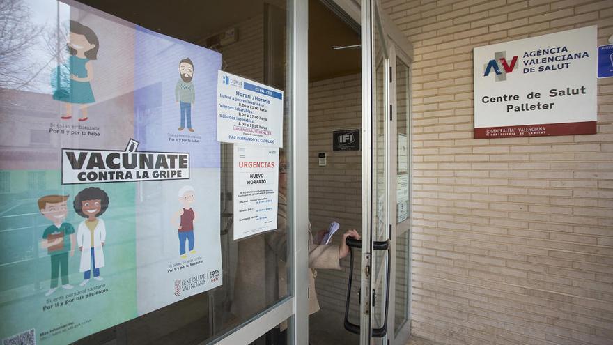 Los sanitarios amenazan con no atender a los pacientes si el Consell no paga sustituciones