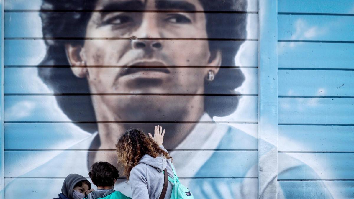 Un mural con la imagen de Maradona en Argentina.