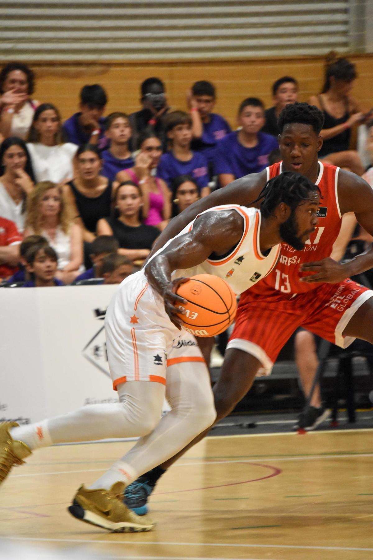 Semi Ojeleye, el mejor del partido ante el BAXI Manresa