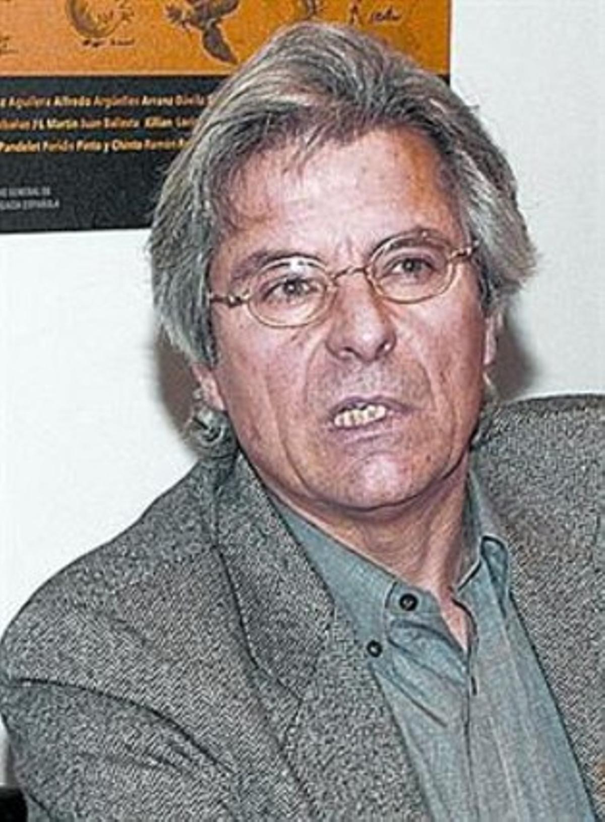 Javier Nart, número 1 de la llista. Javier Nart, número 1 de la llista.