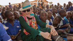 Madonna celebra su 60 cumpleaños con una campaña a favor de los niños en Malaui.