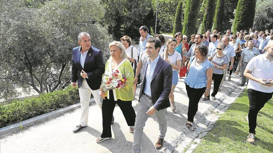 Santamaría propone a Casado compartir la dirección del PP