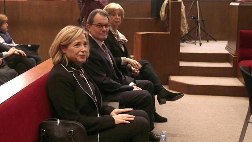 Comienza el juicio contra Artur Mas, Joana Ortega e Irene Rigau