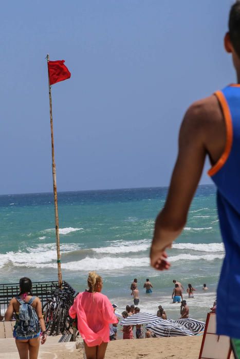 Bandera roja en las playas alicantinas