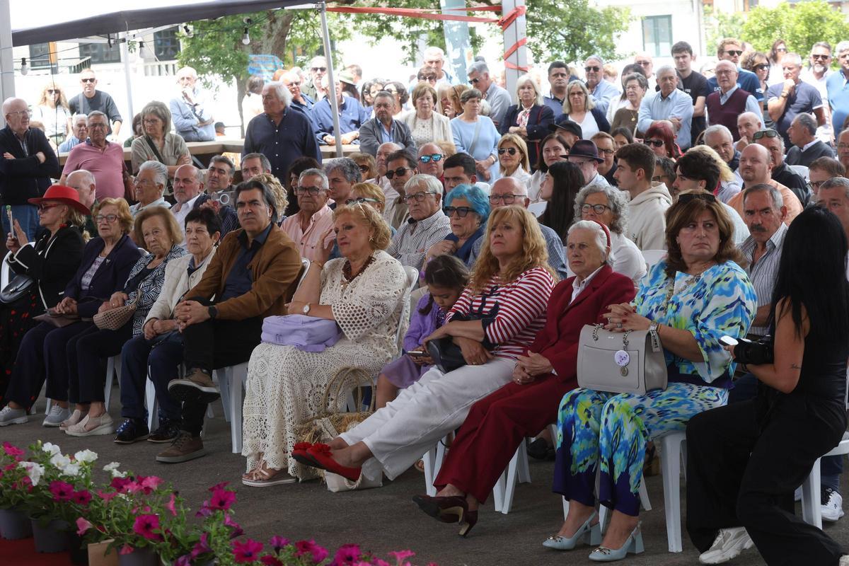 Público en los actos de la Carballeira de Barrantes.