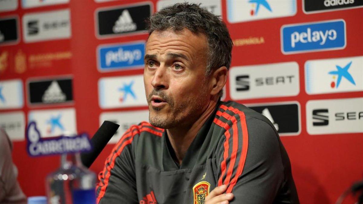 Luis Enrique decidirá los convocados para medirse a Islas Feroe y Suecia