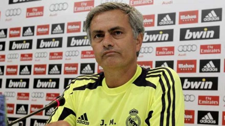 Mourinho: "Si Kaká sigue aquí intentaré sacar lo mejor de él"