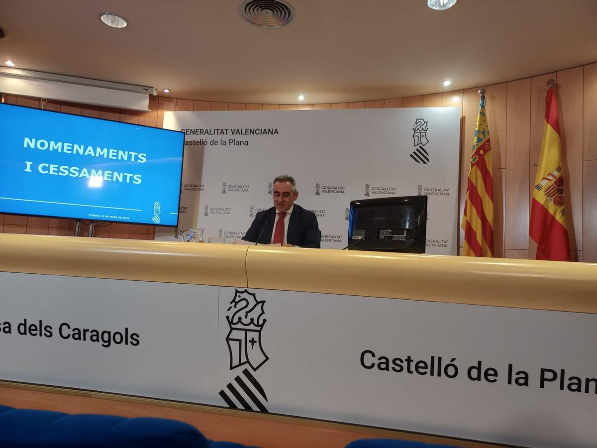 Miguel Barrachina, en la rueda de prensa posterior al pleno del Consell.