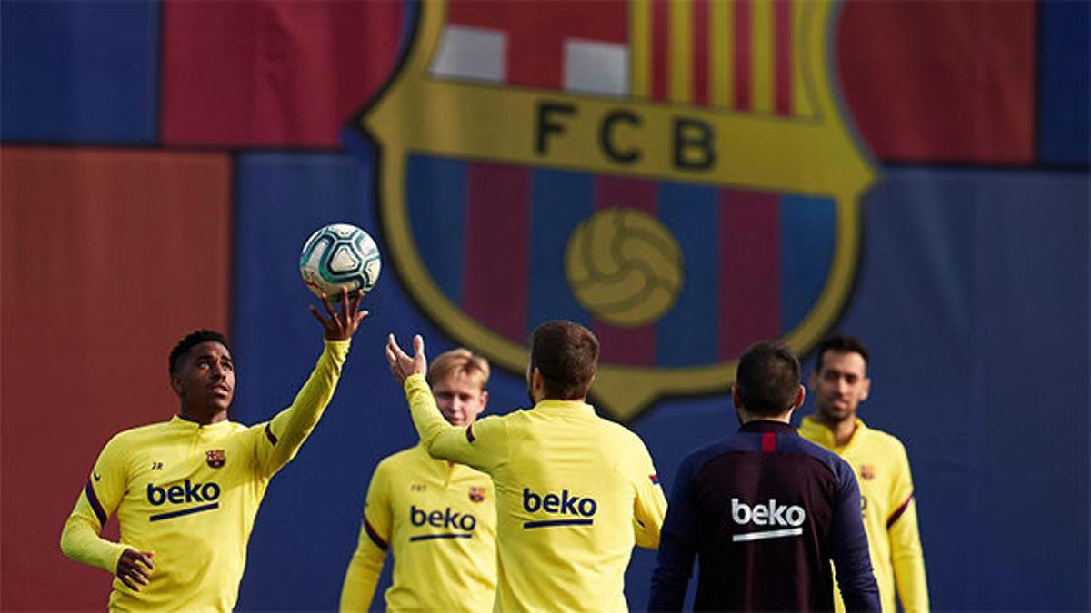 El Barça prepara su partido ante el Levante