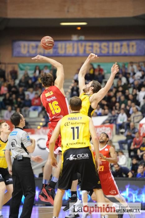 Partido entre el UCAM CB Mucia y el Iberostar