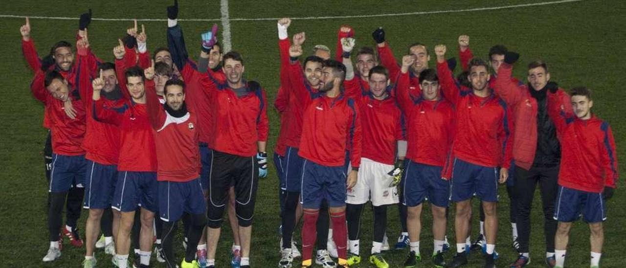 Los jugadores del Estradense, en su entrenamiento del pasado martes. // Bernabé/Ana Agra