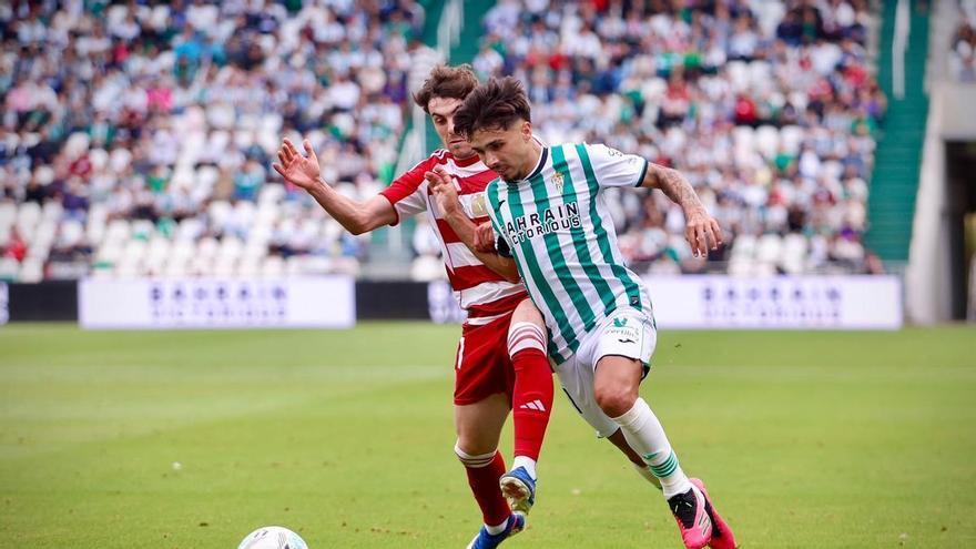 Córdoba CF-Granada | Las imágenes del partido de LaLiga Hypermotion