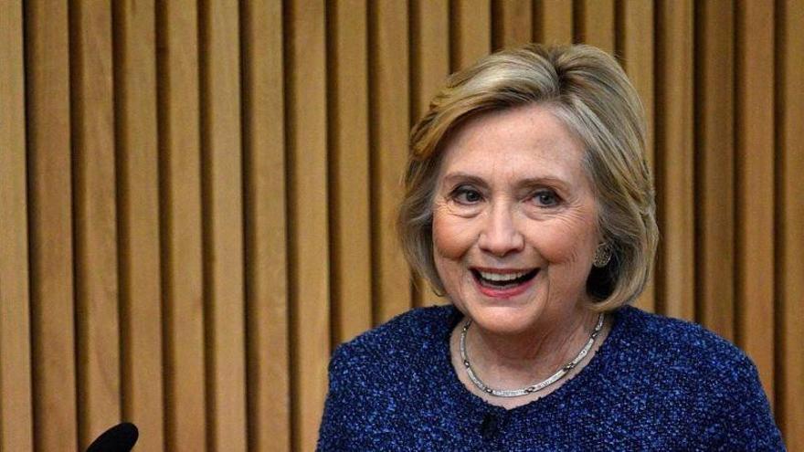 Hillary Clinton quiere ser presidenta y dice que está lista para ocupar el cargo