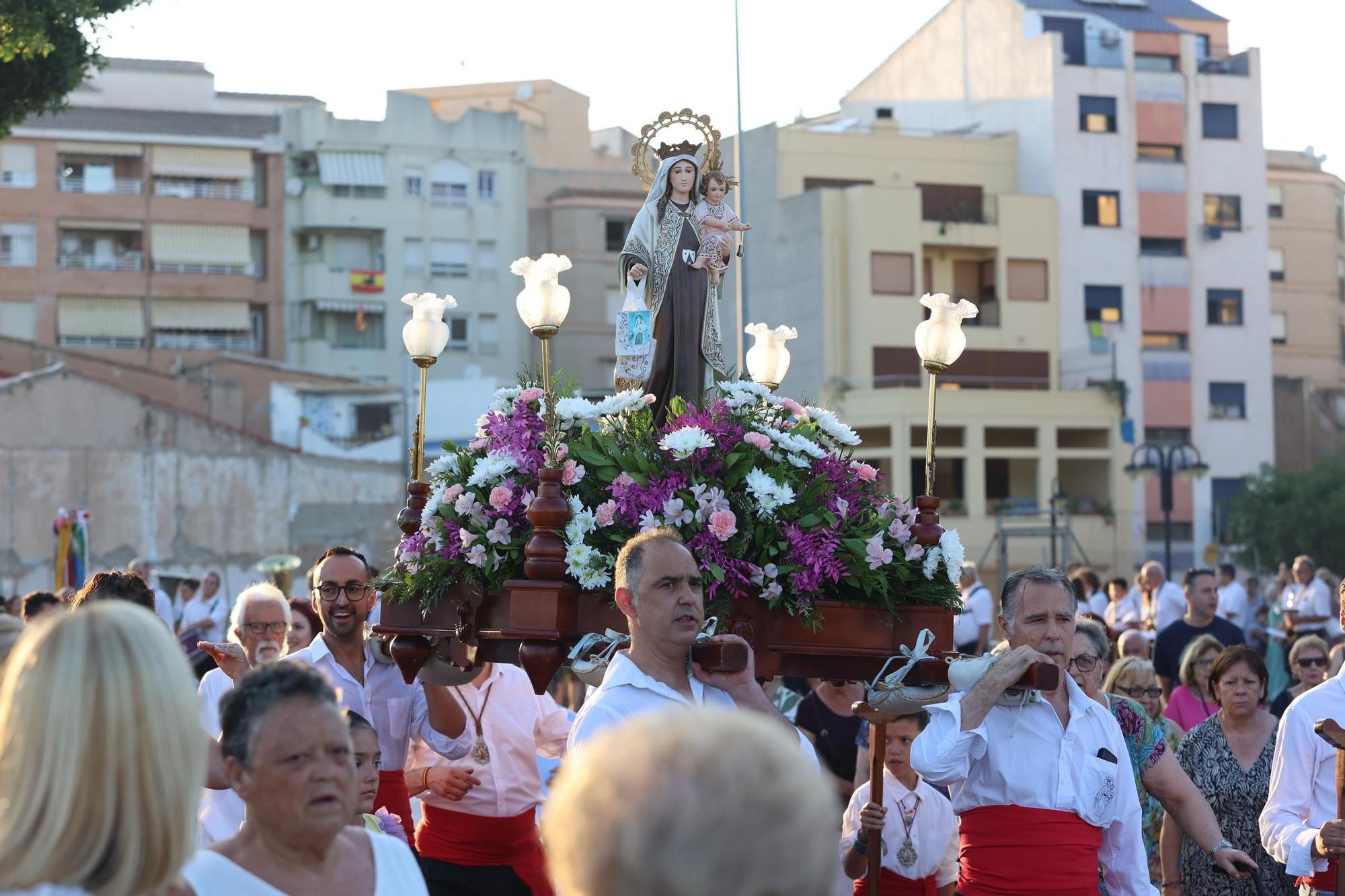 La gent de la mar de Castelló, Vinaròs i Burriana s'encomana a la Verge del Carme