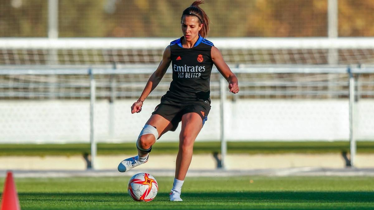 Marta Cardona, delantera aragonesa del Real Madrid.