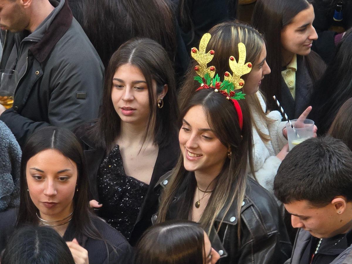 Vilagarcianos y visitantes apuran las últimas horas de 2025.