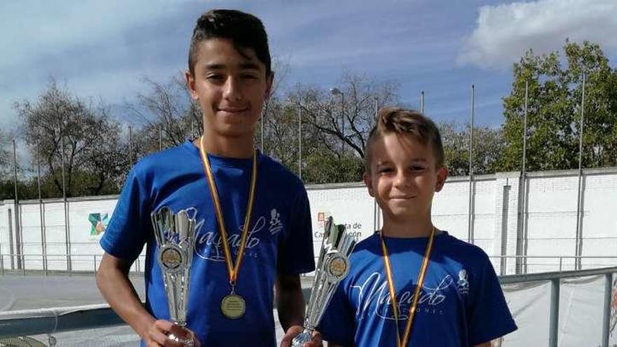 Daniel González junto a Javier González en Valladolid.